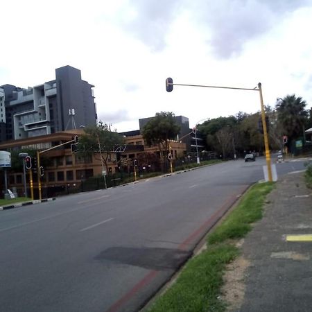 Rosebank Accommodation Γιοχάνεσμπουργκ Εξωτερικό φωτογραφία