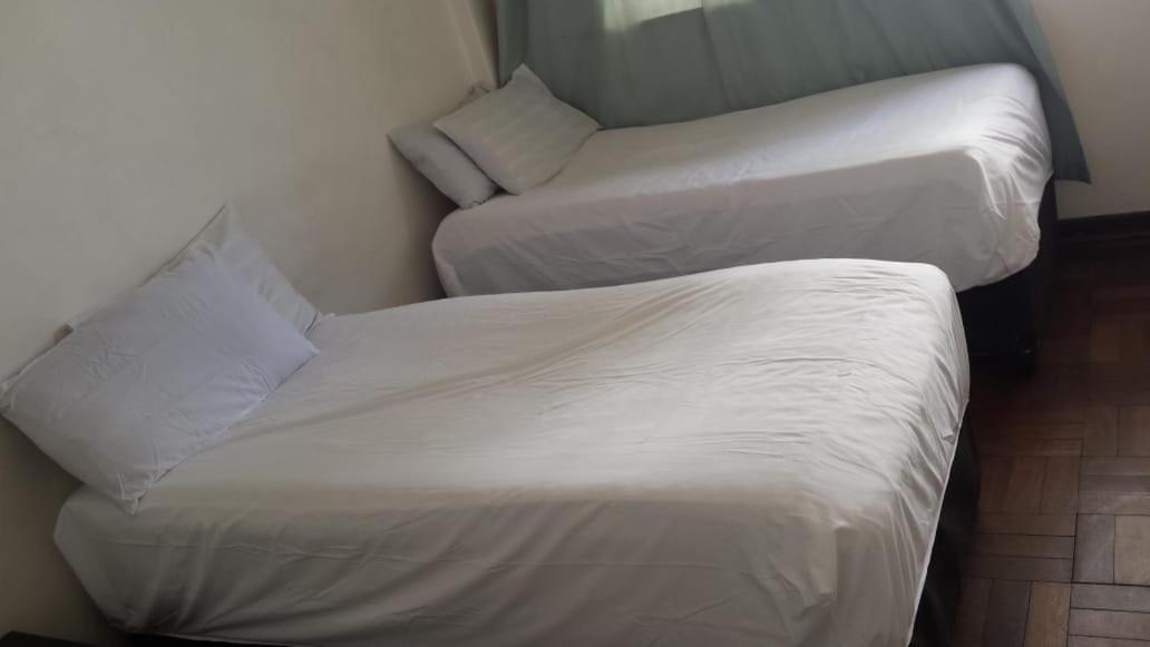 Rosebank Accommodation Γιοχάνεσμπουργκ Εξωτερικό φωτογραφία