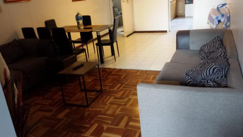 Rosebank Accommodation Γιοχάνεσμπουργκ Εξωτερικό φωτογραφία